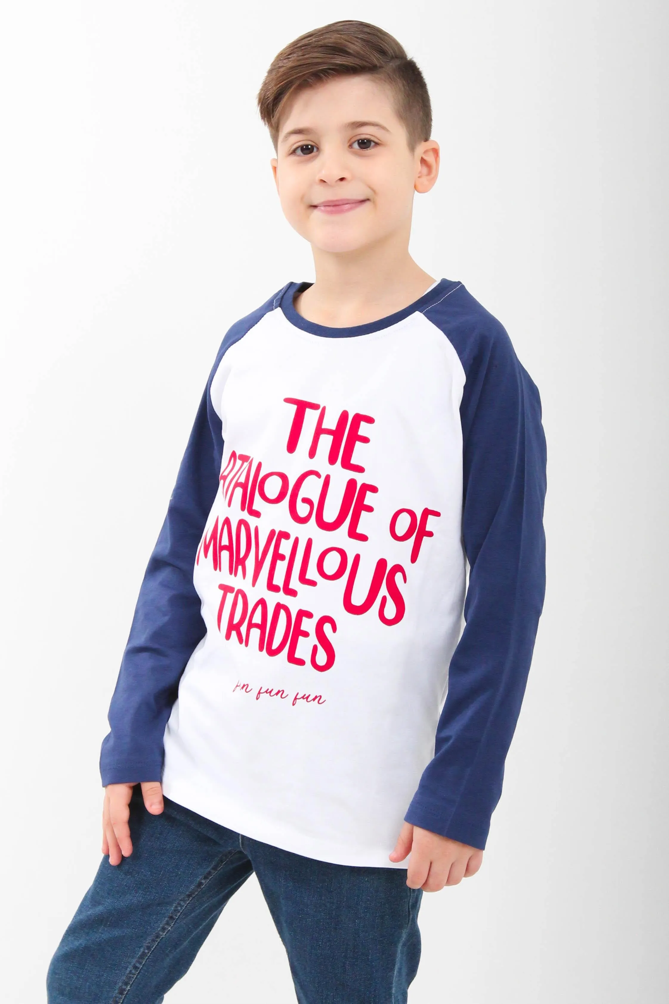 0 pamuklu uzun kollu baskili erkek çocuk tshirt