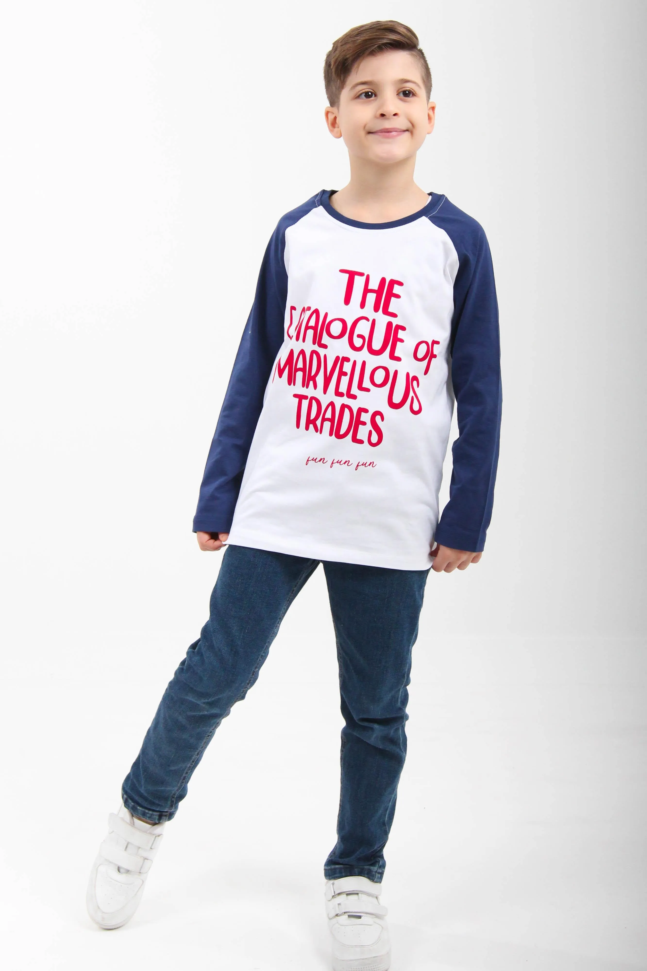 0 pamuklu uzun kollu baskili erkek çocuk tshirt