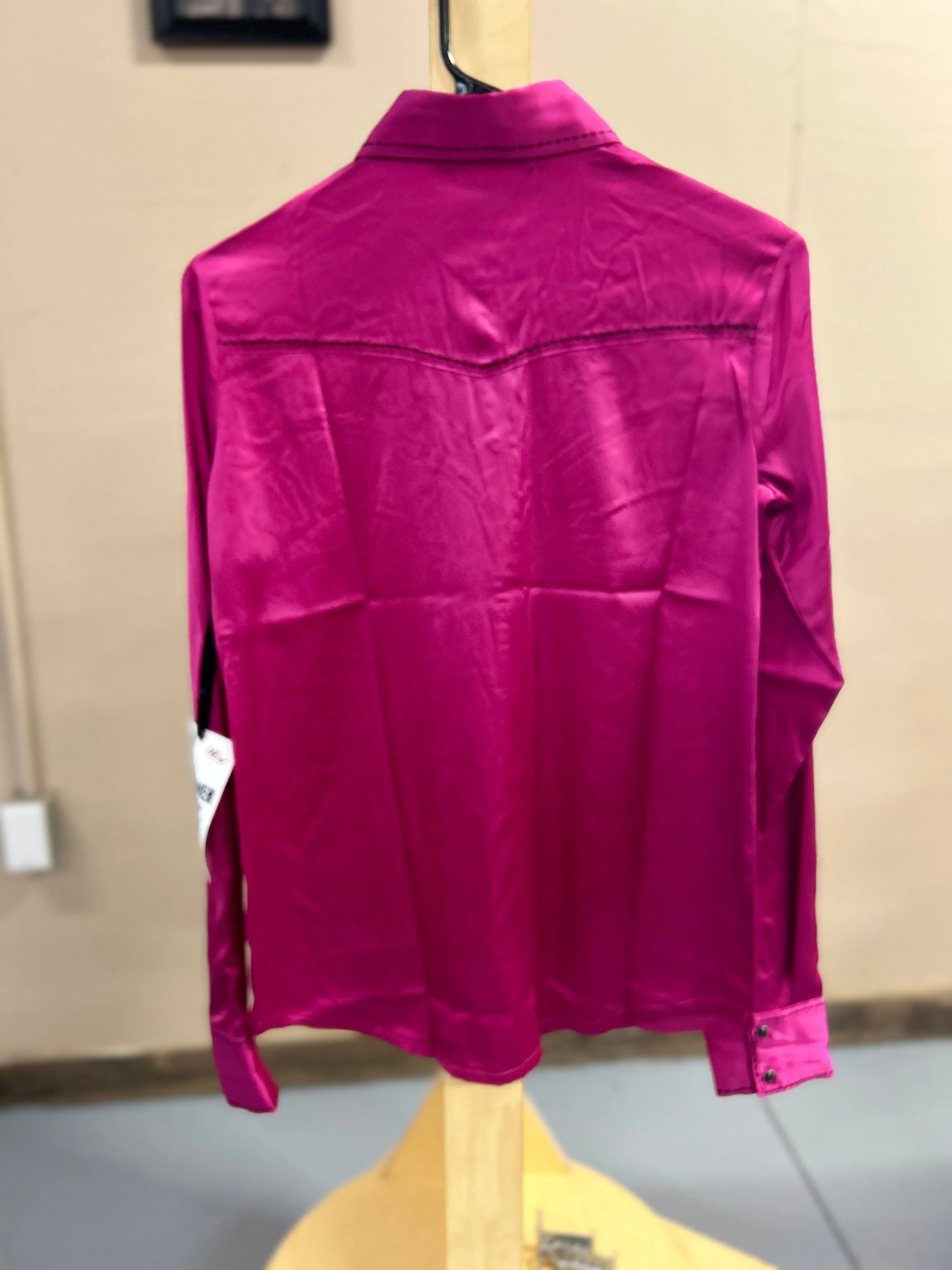 Cowgirl Tuff Pullover Button Up in Pink Satin