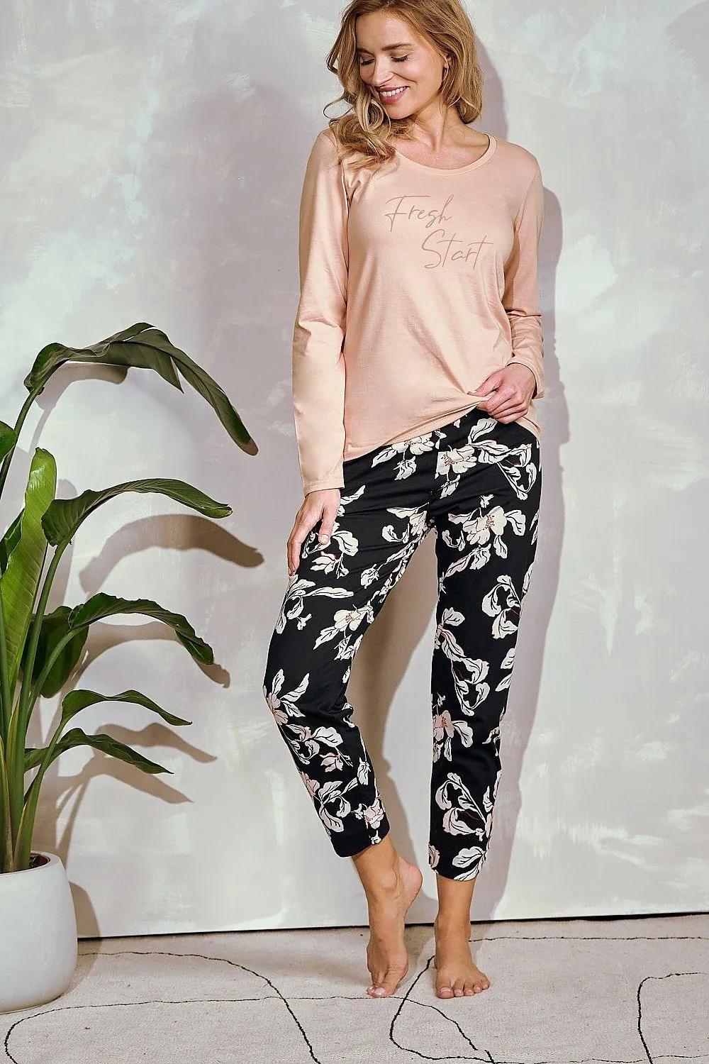 Taro long-sleeved blouse and long pants Women's pajamas